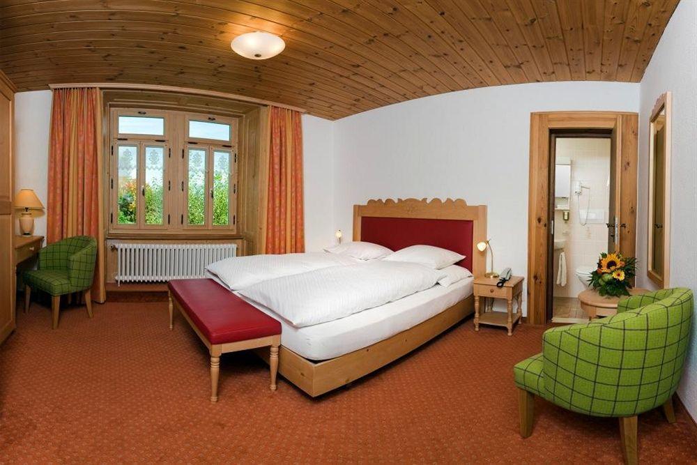 Meisser Hotel "Superior" Guarda Exteriör bild